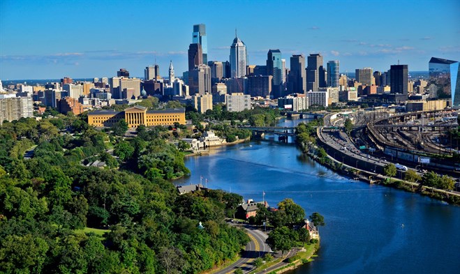 Philadelphia Skyline Background Image2 1800Vp